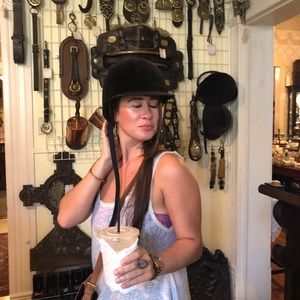 Meet your Posher, Lexi